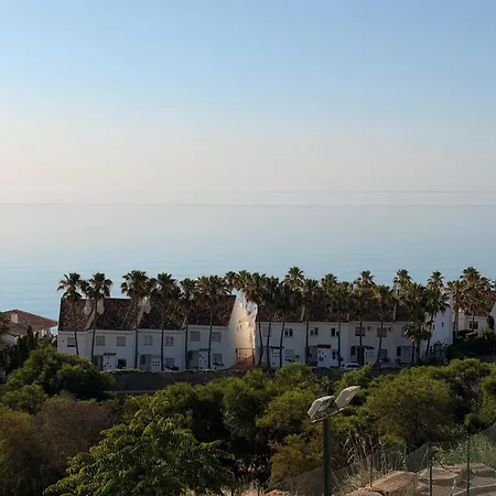 Camarate Golf Casares Luxury Apartmán *