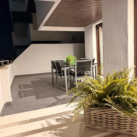 Camarate Golf Casares Luxury Apartamento